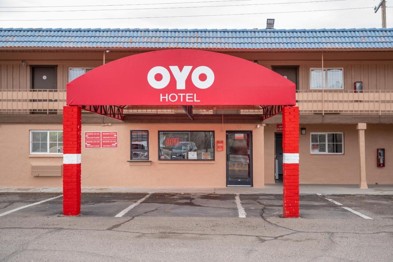 Oyo Hotel Globe / Miami Az - Highway 60 Exteriör bild