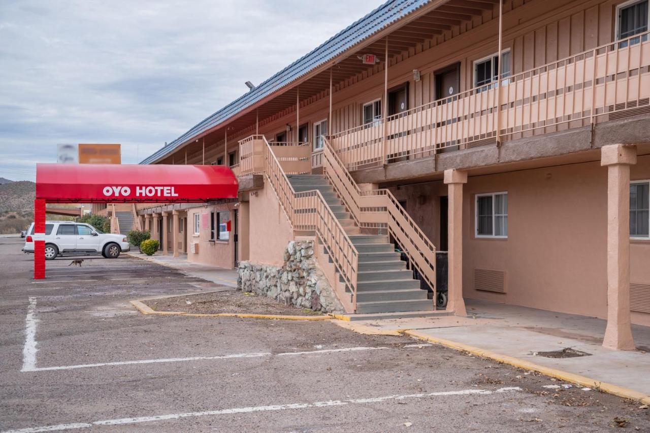 Oyo Hotel Globe / Miami Az - Highway 60 Exteriör bild